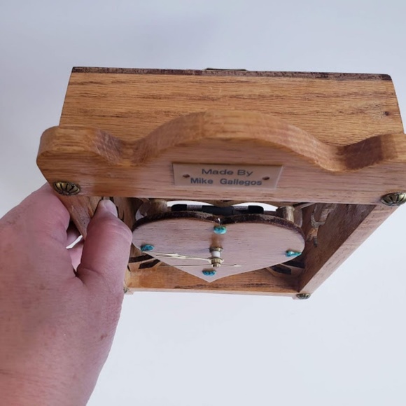 HAND MADE WOODEN CARVED WALL clocks - Picture 4 of 8